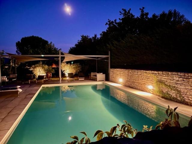 Mas Orea Gordes Bagian luar foto