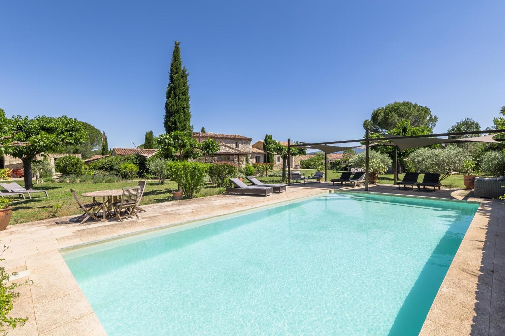 Mas Orea Gordes Bagian luar foto