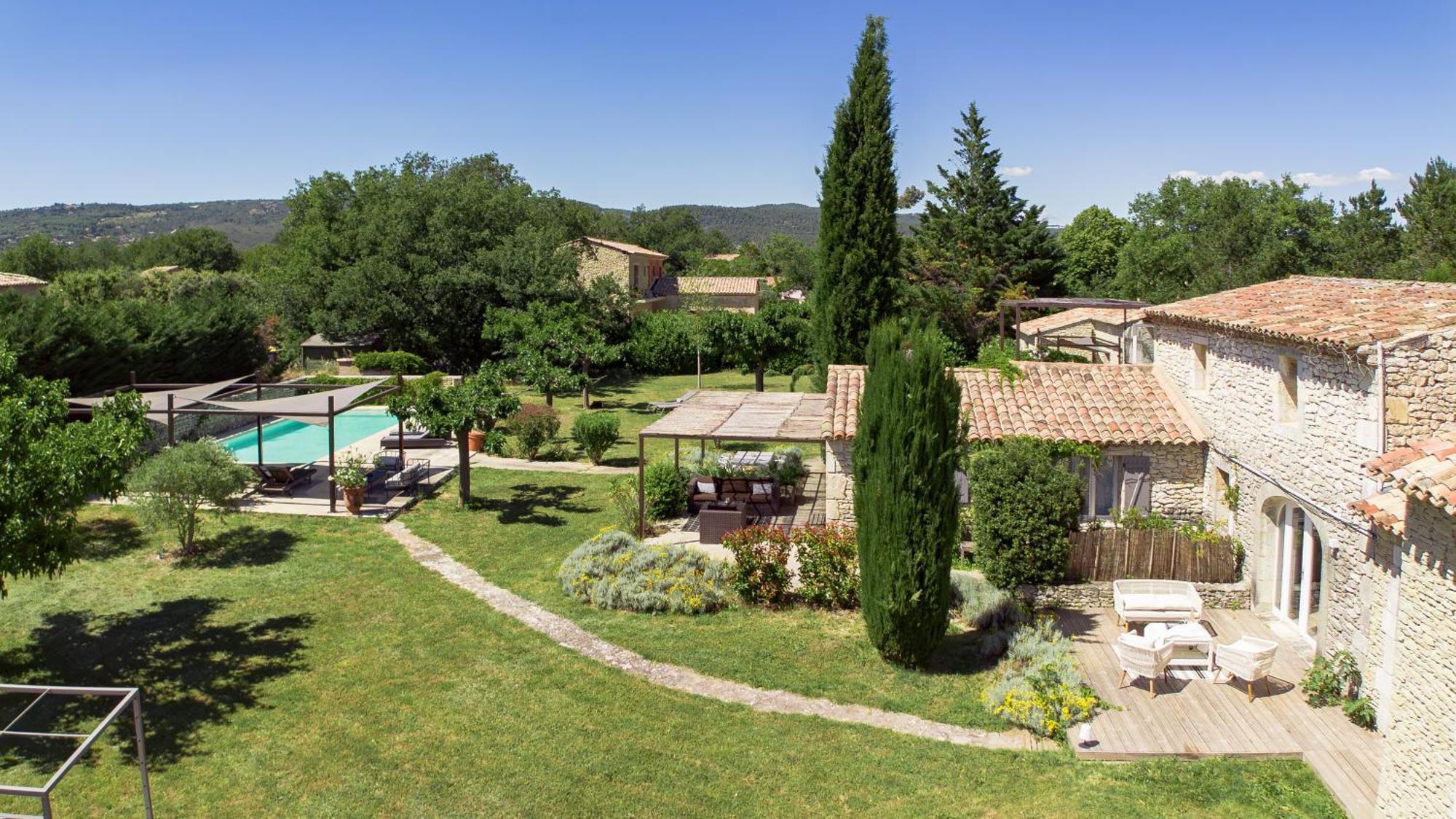 Mas Orea Gordes Bagian luar foto